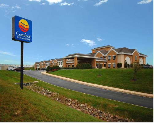 Comfort Inn and Suites North East 