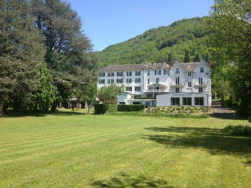 Logis Hôtel et Résidence des Bains 