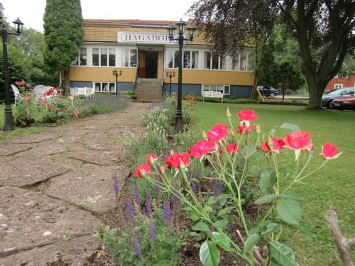 Hagaborg Bed & Breakfast and Hostel 