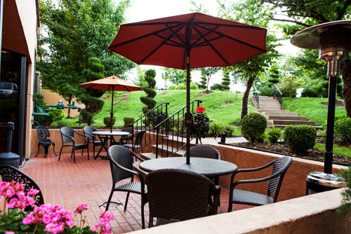 Best Western Plus Seville Plaza Hotel 