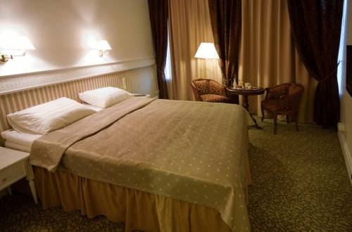 Chekhov Hotel 