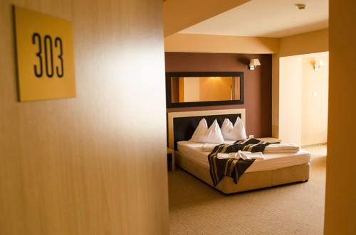 Hotel Oxford Inns&Suites 