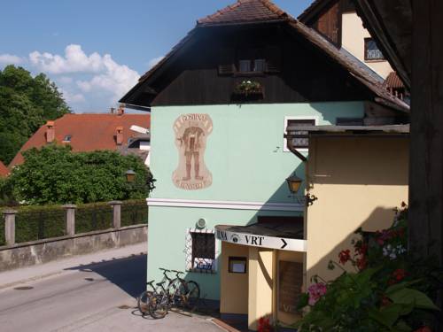 Guesthouse and Restaurant Kunstelj 
