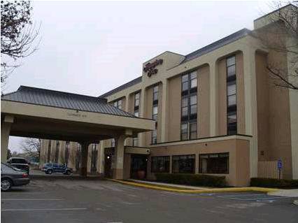 Hampton Inn Indianapolis-East 