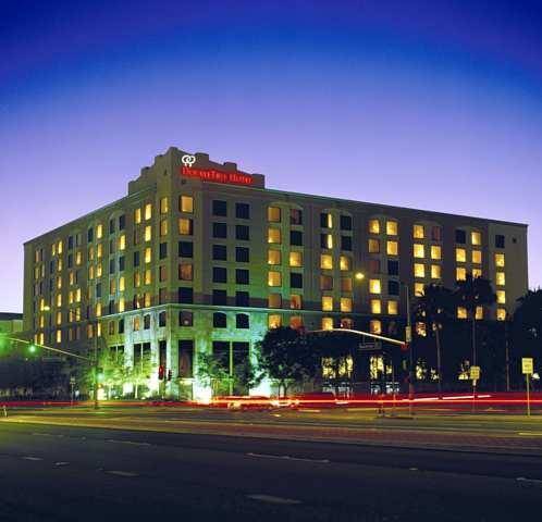 DoubleTree by Hilton Santa Ana/Orange County Airport 