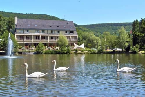 Domaine Du Lac / Hotel Du Lac 