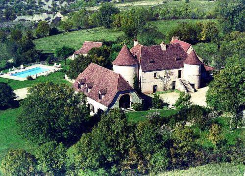 Hôtel Restaurant Les Vieilles Tours 