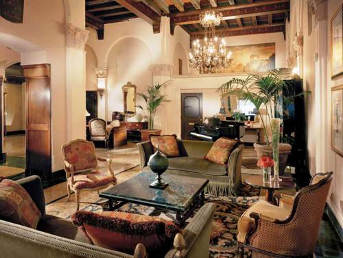 Kensington Park Hotel - A Personality Hotel 
