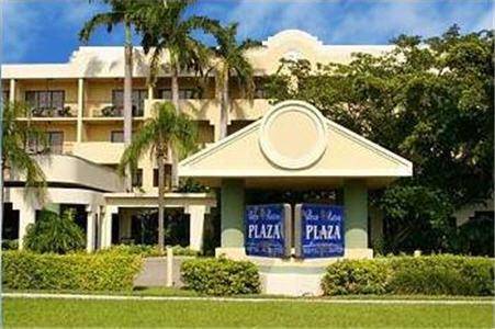 Boca Raton Plaza Hotel and Suites 