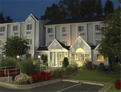Microtel Inn & Suites by Wyndham Atlanta Buckhead Area 