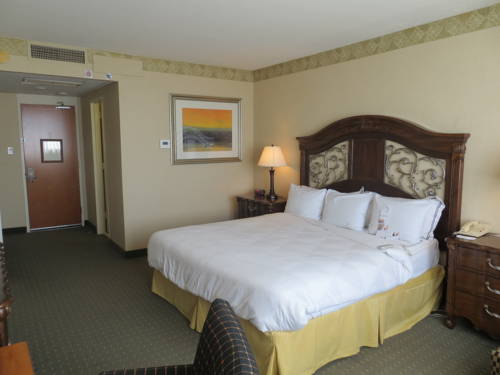 Radisson Los Angeles Airport Hotel 
