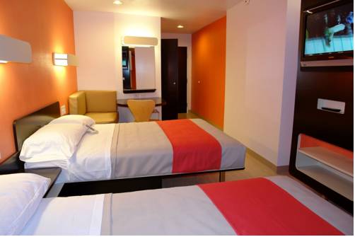 Motel 6 Indianapolis North 