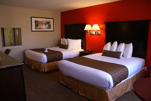Best Western Plus Dragon Gate Inn 