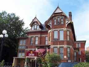 Clarion Hotel & Suites Selby Downtown 