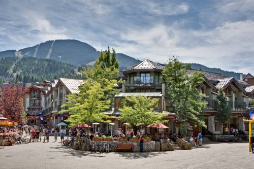 The Crystal Lodge and Suites 
