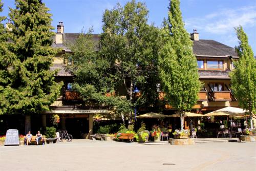 Blackcomb Lodge by Whistler Premier 