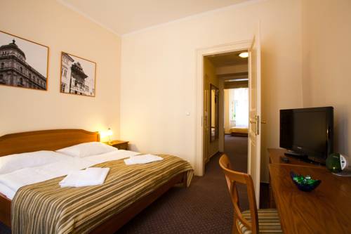 Anna Hotel 