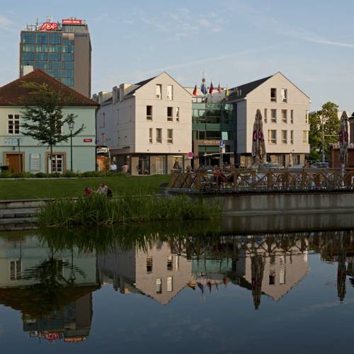 Hotel U Zvonu 