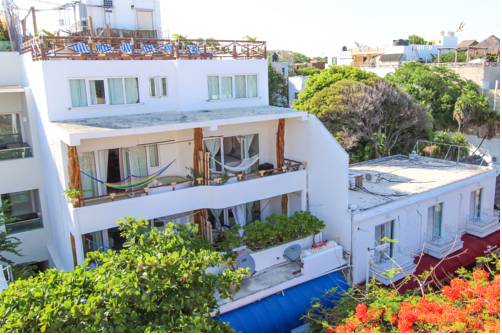 The Blue Pearl Suites 