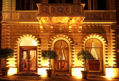 Raffaello Hotel 