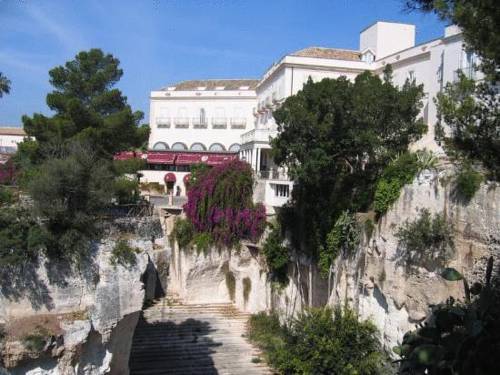 Grand Hotel Villa Politi 