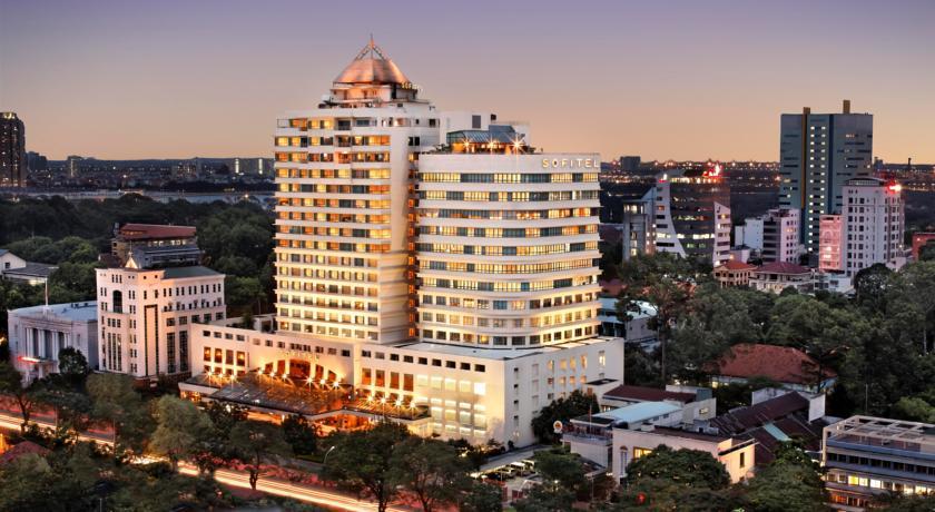 Sofitel Saigon Plaza Hotel 西贡索菲特广场酒店