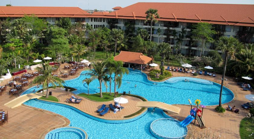 Grand Soluxe Angkor Palace Resort & Spa 阳光大吴哥皇宫度假村