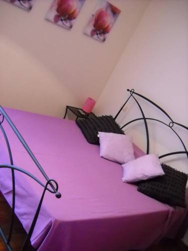 Quiet Night Guest House 