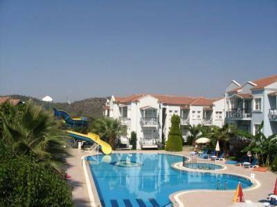 Blue Pearl Hotel & Apartments 