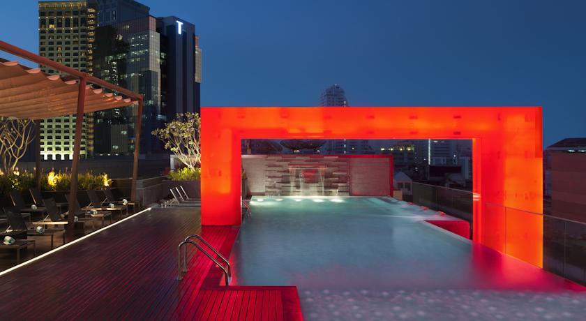 Four Points by Sheraton Bangkok Sukhumvit 15 Hotel 曼谷素坤逸15喜来登四点酒店