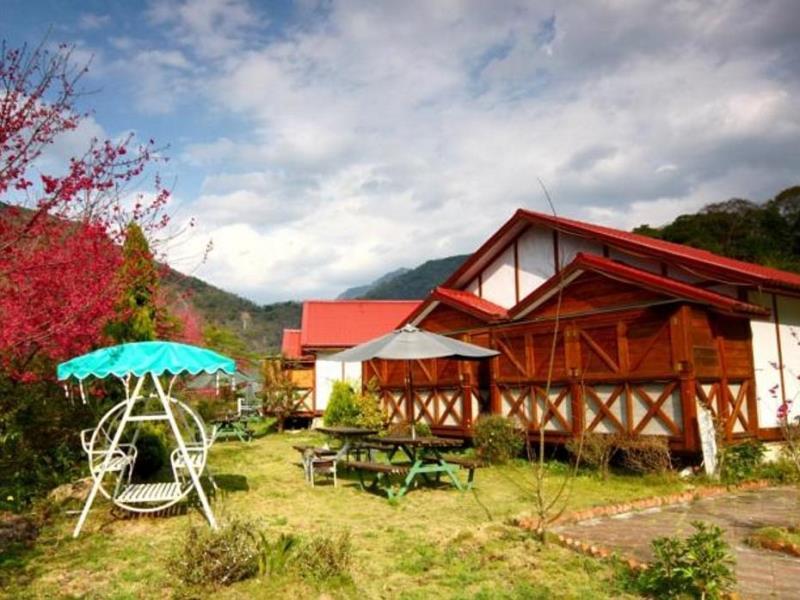 Happiness Town B&B 幸福小镇喵喵森林温泉民宿 