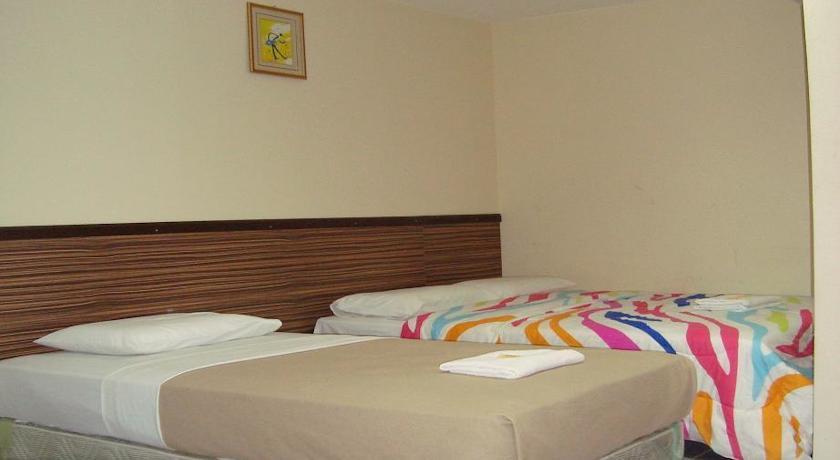 Iskandar Sinsuran Guesthouse 