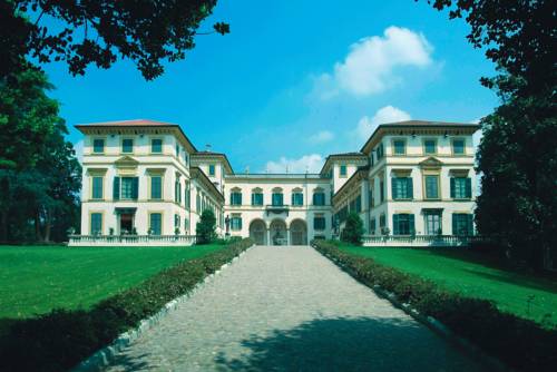 Hotel Villa San Carlo Borromeo 