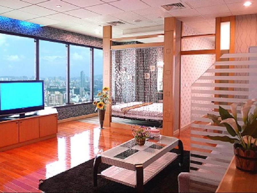85 Bright Night View Service Apartment 85夜景nightview旅人假期