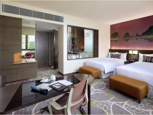 Crowne Plaza Hong Kong Kowloon East Hotel 香港九龙东皇冠假日酒店 