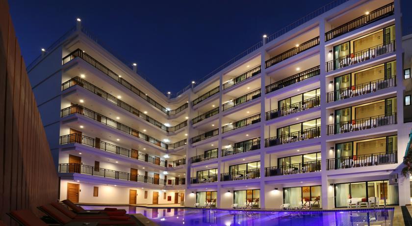 Paripas Patong Resort 