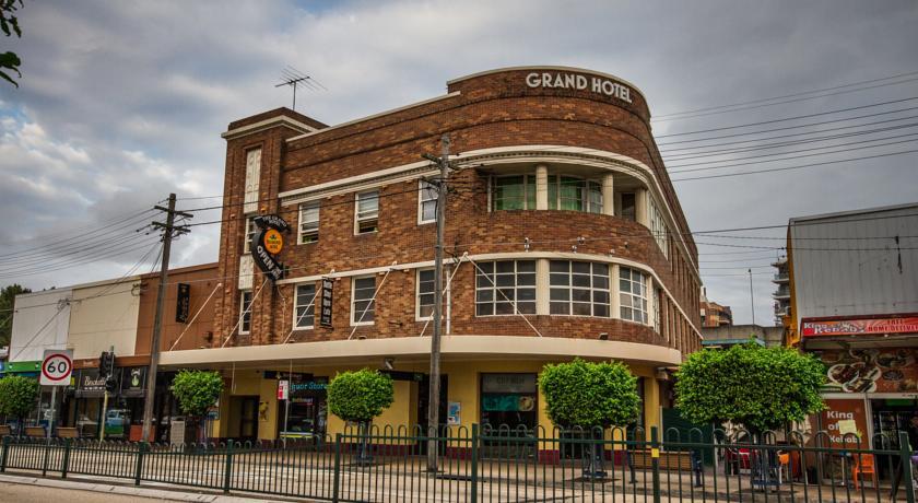 Grand Hotel Rockdale 