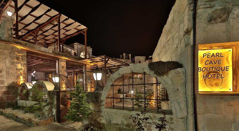 Pearl Cave Hotel 