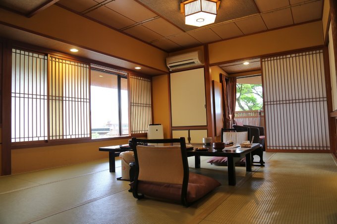 Arashiyama Onsen Saishiki no Yado Hanaikada 岚山温泉彩四季之宿花筏日式旅馆