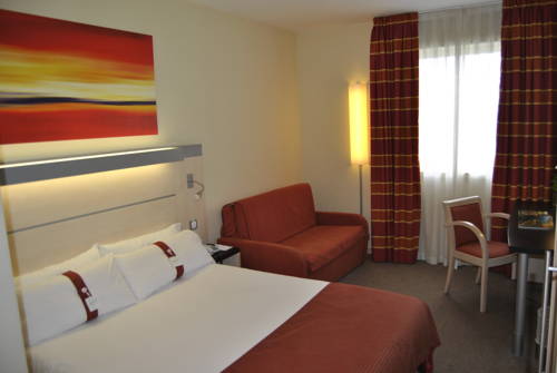 Holiday Inn Express Pamplona 