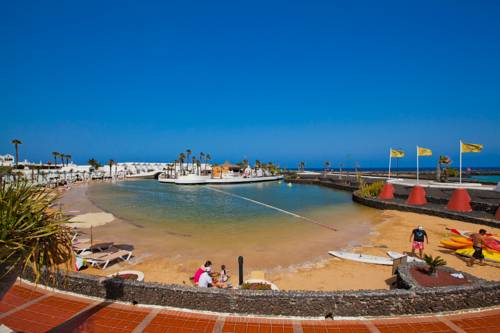 Sands Beach Resort 