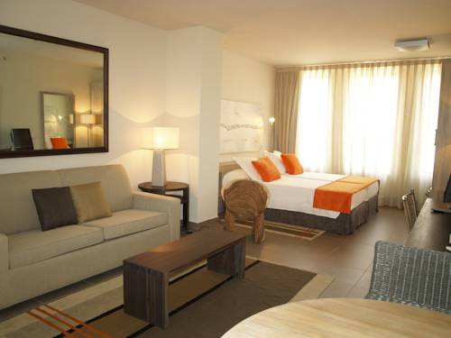 Eco Alcalá Suites 