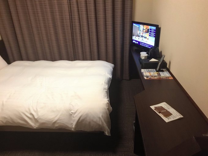 旅店内部还是小小的，一贯的日本商务酒店作风~~~